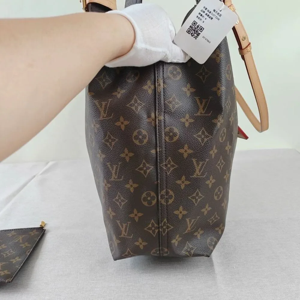 Louis Vuitton Women Pre-Loved Bag Very Good Condition